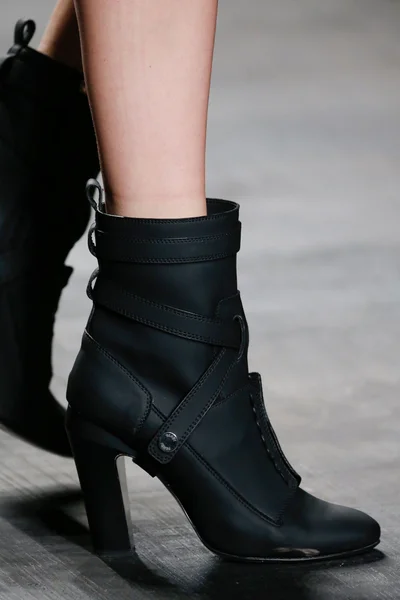 Look 17